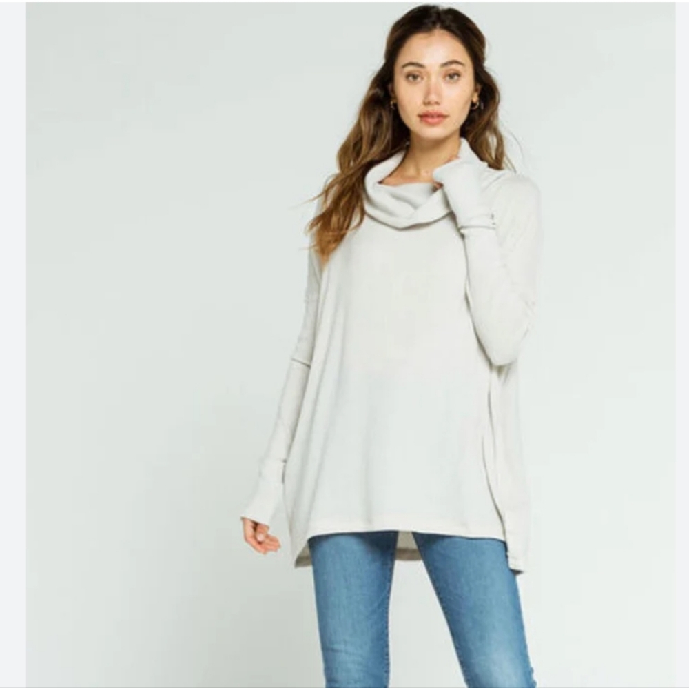 Free people M NWTS Oversized Juicy Split Back Tunic Top